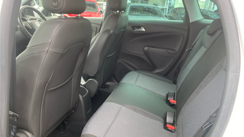 Vauxhall Crossland 1.2 Turbo [130] Elite Nav 5dr Auto Petrol Hatchback